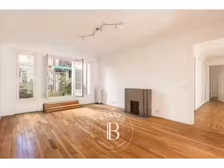 à vendre  bureau paris 6ème 4 chambres - 184 m² - 2 700 000 €