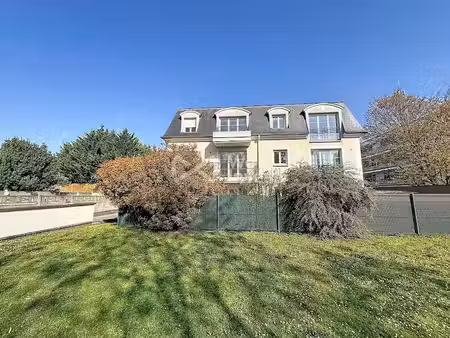 location appartement 2 pièces 42.13 m² à vaujours (93410)  890 €
