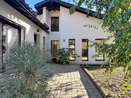 maison à louer fleurieu-sur-saône
