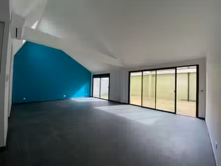 location appartement 3 pièces 118 m² à riorges (42153)  1 025 €