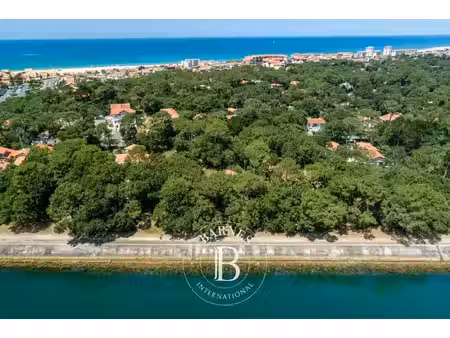 à vendre  terrain constructible hossegor - 1 300 m² - 2 394 000 €