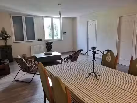 location appartement 3 pièces 94 m² à marciac (32230)  580 €