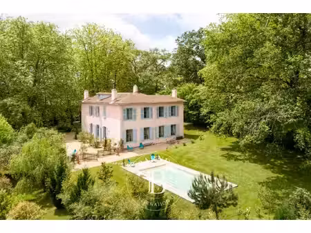 à vendre  maison saint-pierre-d'irube 10 chambres - 600 m² - 1 963 000 €