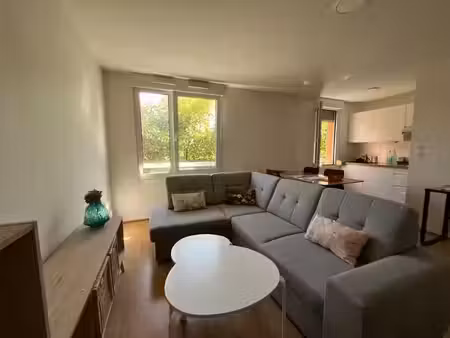 location meublée appartement 1 pièce 33 m² à bourg-en-bresse (01000)  540 €