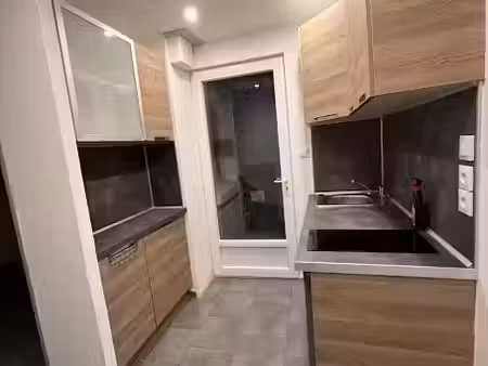 location appartement 4 pièces 36 m² à le quesnoy (59530)  555 €