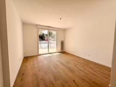 location appartement 2 pièces 45.53 m² à castelnaudary (11400)  589 €
