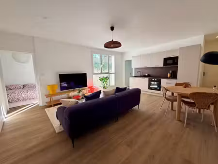 à saisir - appartement t3 entièrement rénové sur le port !