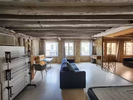** quartier montorgueil studio de 49.85 m2 **