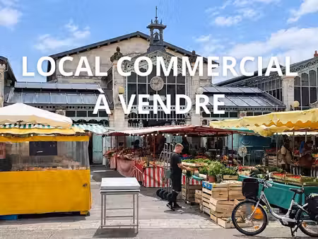 la rochelle hypercentre ? local commercial loué ? investissement locatif