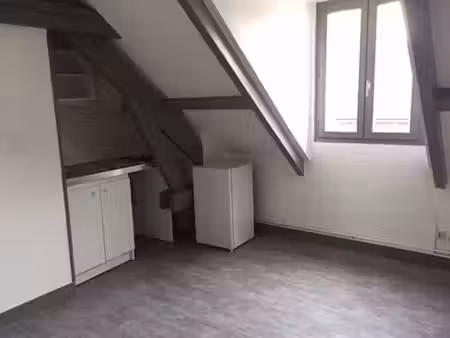 location appartement 1 pièce 13.74 m² à compiegne (60200)  395 €