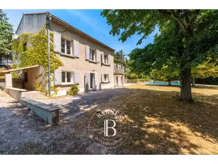 à vendre  maison aix-en-provence 6 chambres - 260 m² - 1 300 000 €