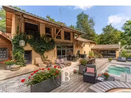 à vendre  ferme saint-savin 10 chambres - 330 m² - 760 000 €