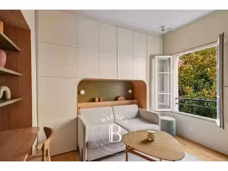 à vendre  appartement paris 9ème - 16 m² - 290 000 €