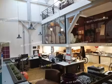 vente bureaux nantes 44000 327m²