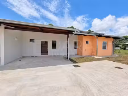 location maison 4 pièces 92 m² à macouria tonate (97355)  1 147 €