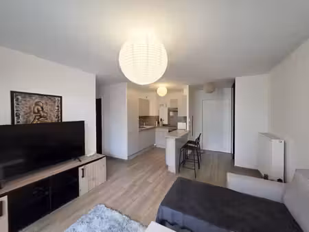 appartement f2 rez-de-chaussée