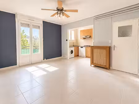 appartement 3 pièce(s) 48.14 m2