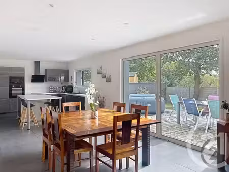 maison à vendre - 5 pièces - 138 m2 - guerande - 44 - pays-de-loire