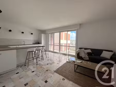 appartement 3 pièces à louer - 3 pièces - 60 02 m2 - avon - 77 - ile-de-france