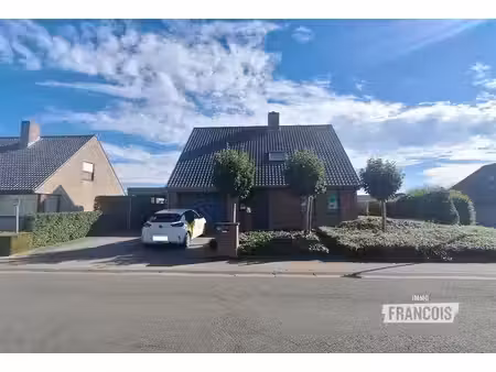 maison avec 4 chambres  spacieux jardin ensoleillé et garag…