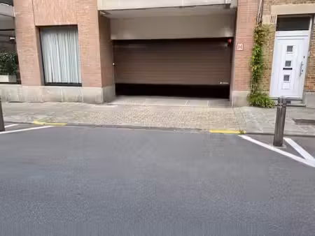garage à louer à schaerbeek