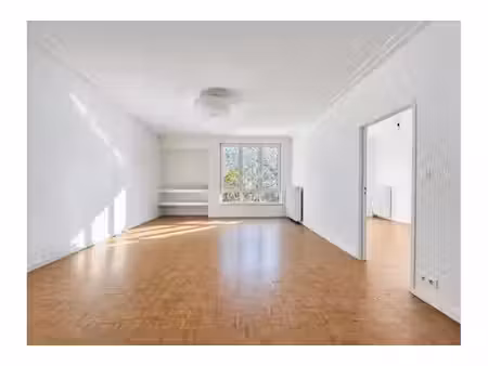 appartement à louer à avenue de tervueren 138a woluwe-saint-pierre (vbe80201)