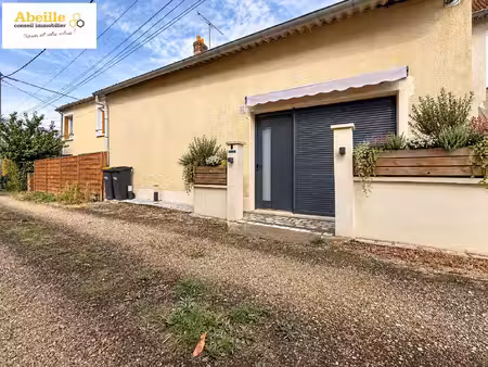 maison sur la commune de breuillet  5 pieces  3 chambres  pe