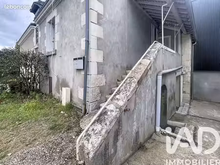 maison 1 pièce 50 m²