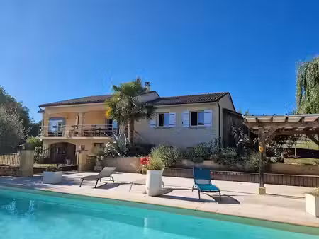 vente maison 8 pièces 195 m² à saint-cyprien (24220)  455 800 €
