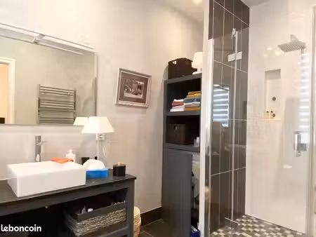 2p meublé de 37m²-640 tcc