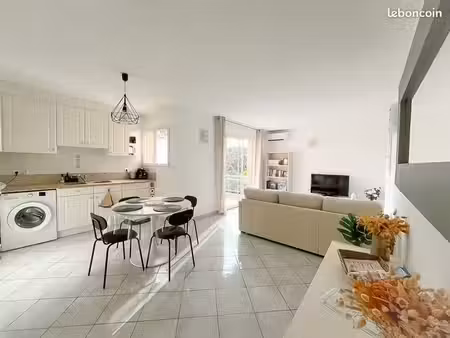 appartement dans villa 3 pièces 55 m²