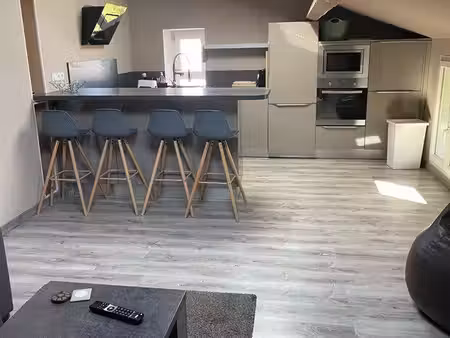 location f3 60m² - solliès-pont