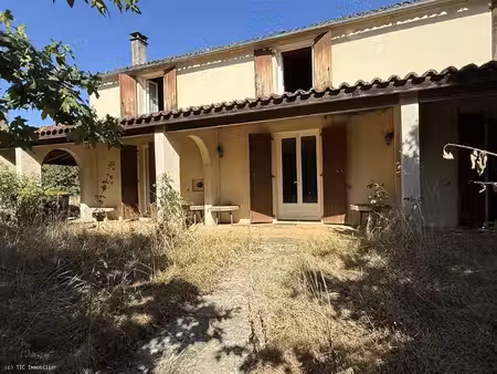 ancienne maison au calme à 9km de nanteuil-en-vallée