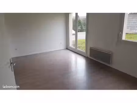 studio 1 pièce 30 m²