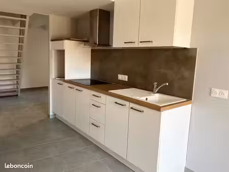maison de village 2 pièces 61 m²