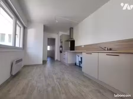 maison 2 pièces 96 m²