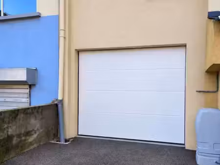 garage / box (avec electricité)