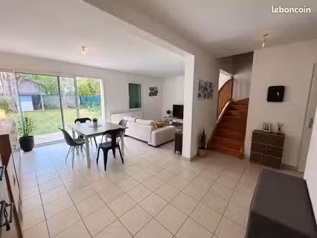 maison 4 pièces 94 m²