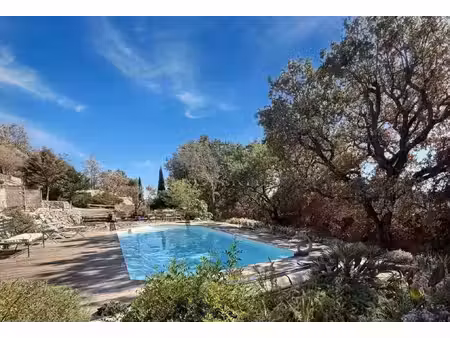 terrain à bâtir avec piscine et dépendances – cotignac (provence verte)