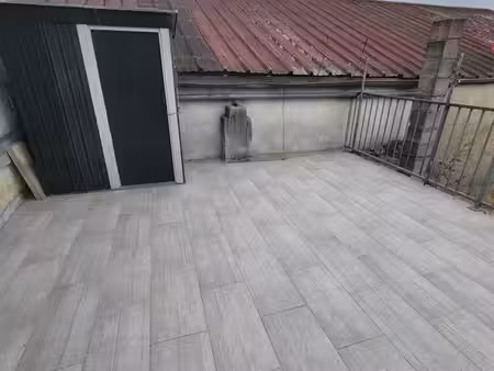 appart 3 pièces 60m2 + terrasse de 20m²  abri voiture  proche leclerc