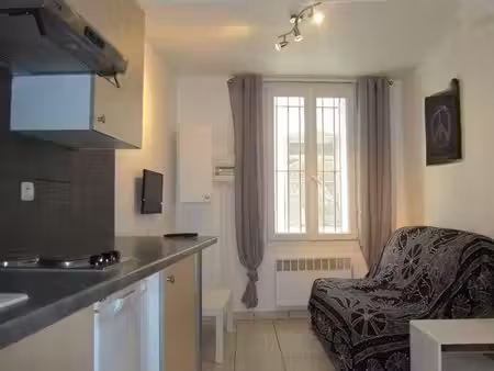 beau t2 meublé 25m² centre historique montpellier