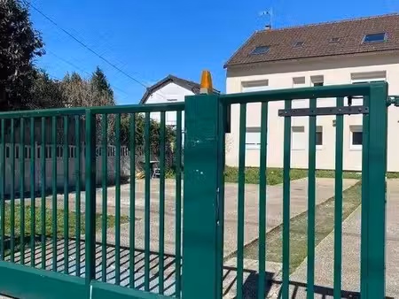 beau f2 39m² très proche hôpital robert ballanger