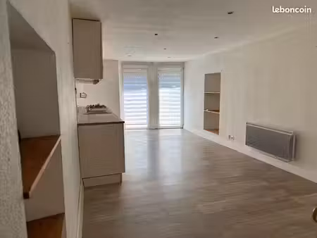 maison de village sur 4 nivaux