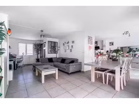 maison 6 pièces 145 m2