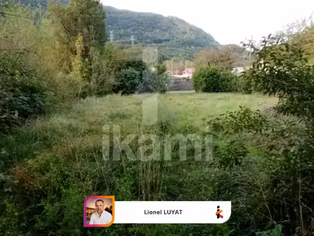 terrain autorisant la construction à albertville secteur plaine de conflans
