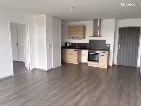 loue appartement t2 avec balcon