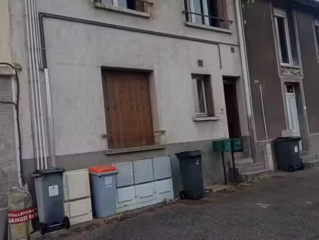 appartement dans maison village