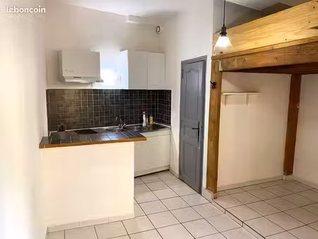 studio 20 m² avec mezzanine – centre-ville montpellier – 430 cc