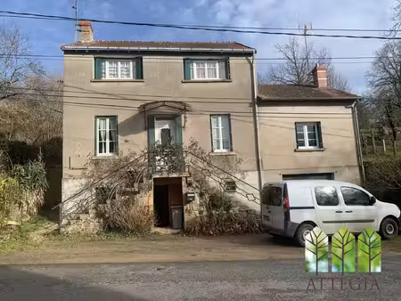charmante maison de ville de 2 chambres avec jardin clos  cave e