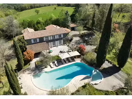aux portes de la drôme : propriété de caractère avec tour  parc de 7 422 m² et piscine à..